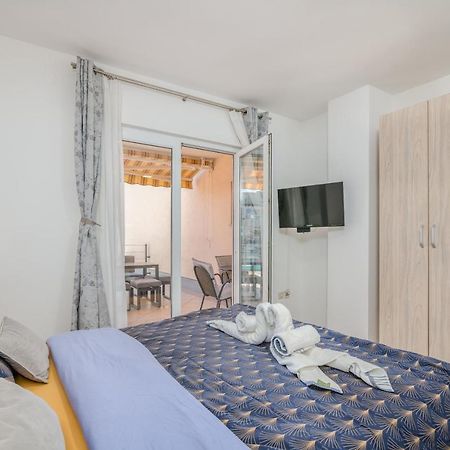 Apartment Stella Di Mare 2 คิร์ก ภายนอก รูปภาพ