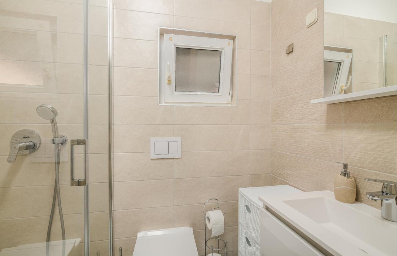 Apartment Stella Di Mare 2 คิร์ก ภายนอก รูปภาพ