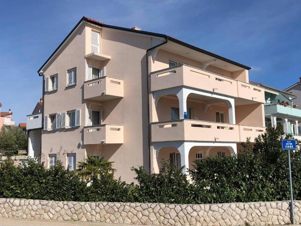 Apartment Stella Di Mare 2 คิร์ก ภายนอก รูปภาพ